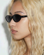 YUI  - Oval Sunglasses